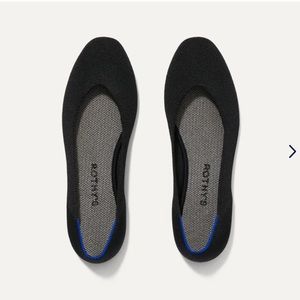 Black Square Rothys size 11.5